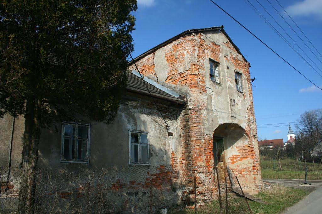 Vendryně - dům na jaře 2008 by FotoMor