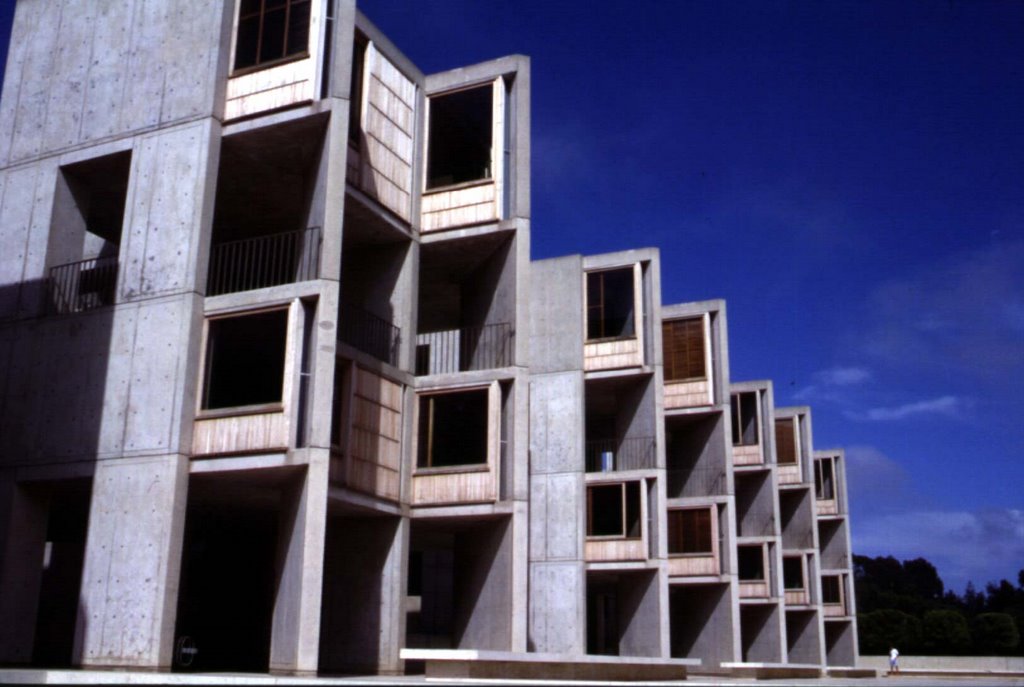 Louis Kahn's Salk Institute by pbart