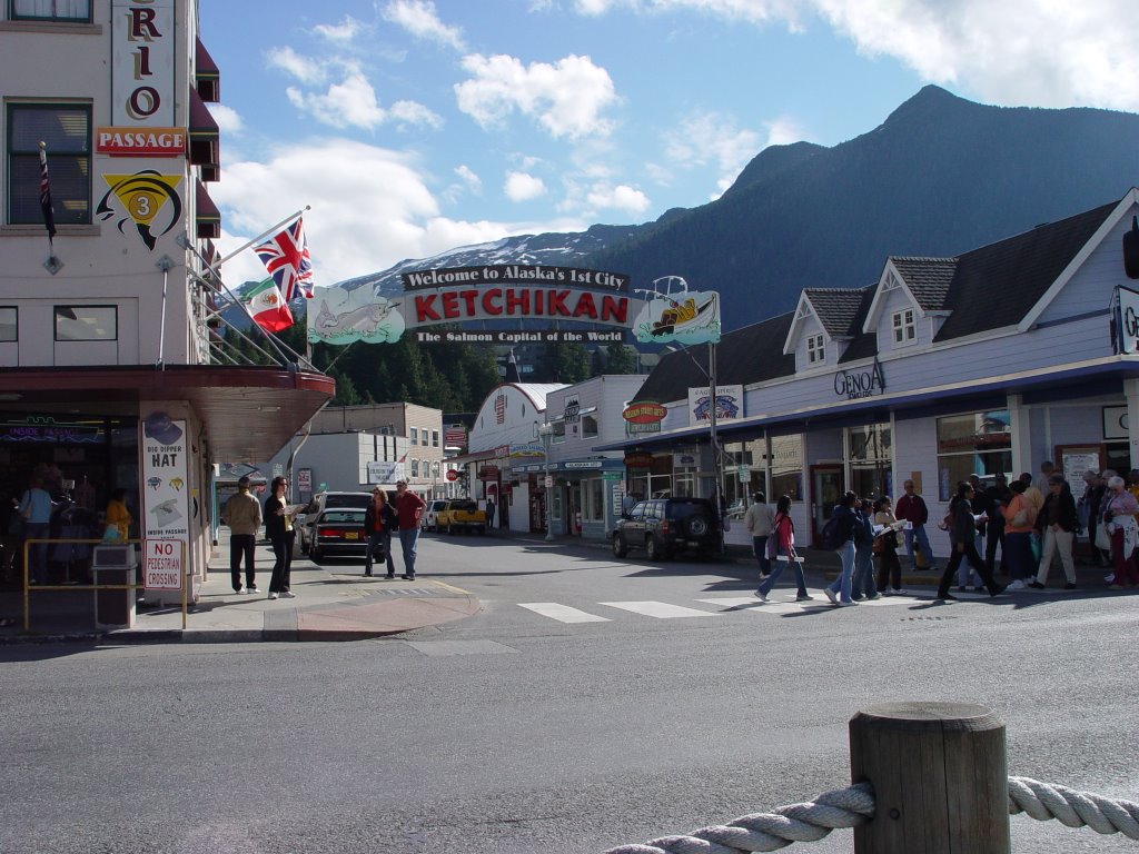 Ketchikan water front by Perry Tang