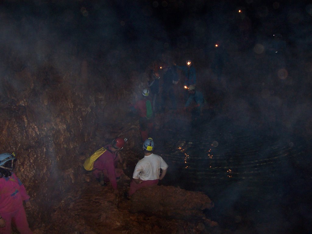 Gruta do Almonda by VítorSAntunes