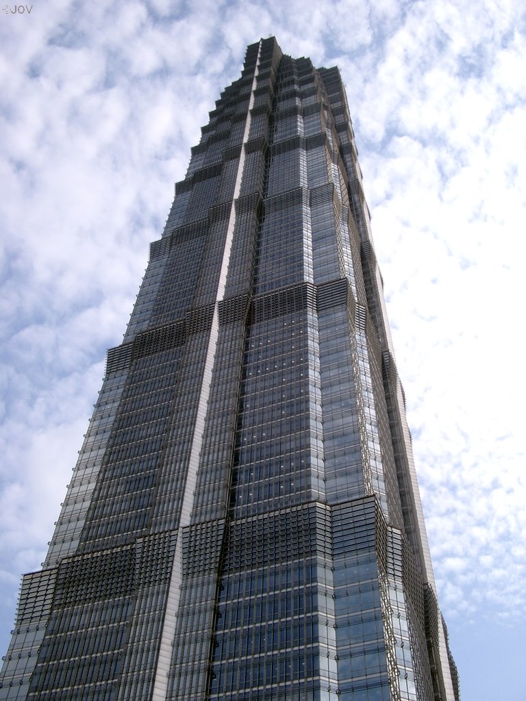 Jin Mao Tower by Jeroen Overbeek