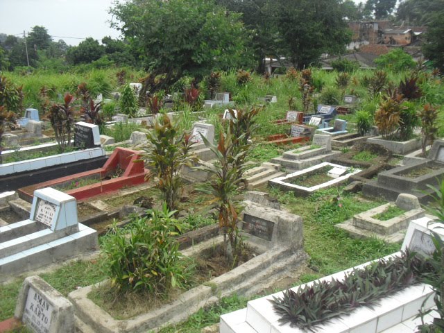 Pusaro 'amak' semoga syurga tempat bunda kini ! amiin ya Allah by joo tanjung (auang)