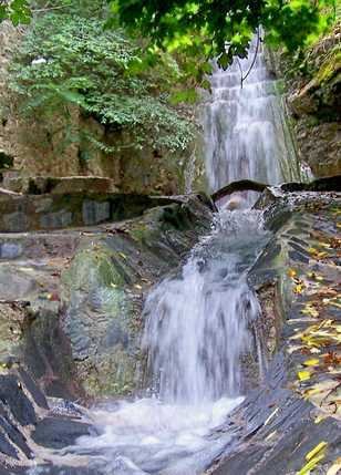 Cascada de Cánava by Eddy Felson