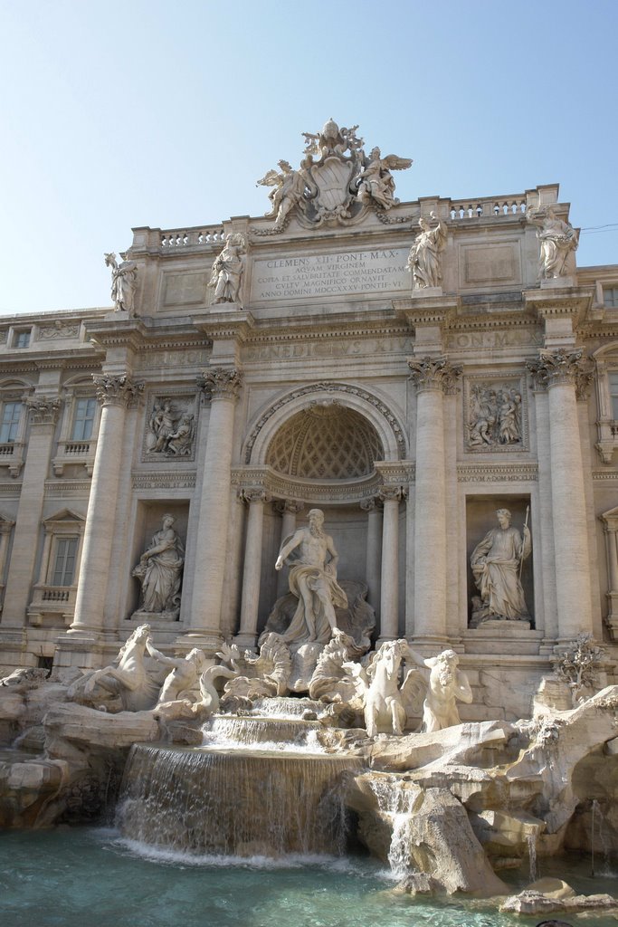 Trevi Fountain by rovager