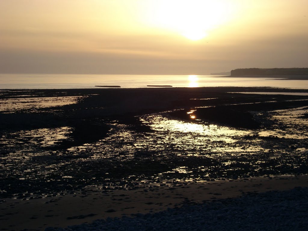 Aberthaw Beach @ Sunset by Matthew James R