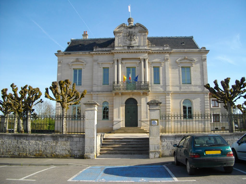 Mairie de Sampigny by Claudius B.