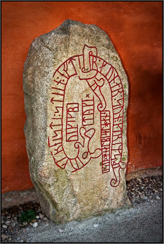 Runsten / Runestone of Tyke Viking / AD. 1000 by Isse