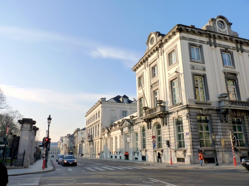 Rue de la Loi, Bruxelles, 2011 by Dang Chau Phien