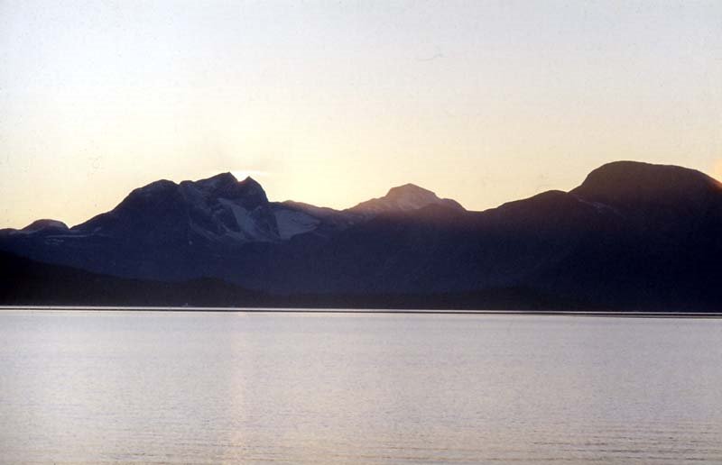 Kapisillit - Godthaabs Fjord - 1976 by Ole Holbech