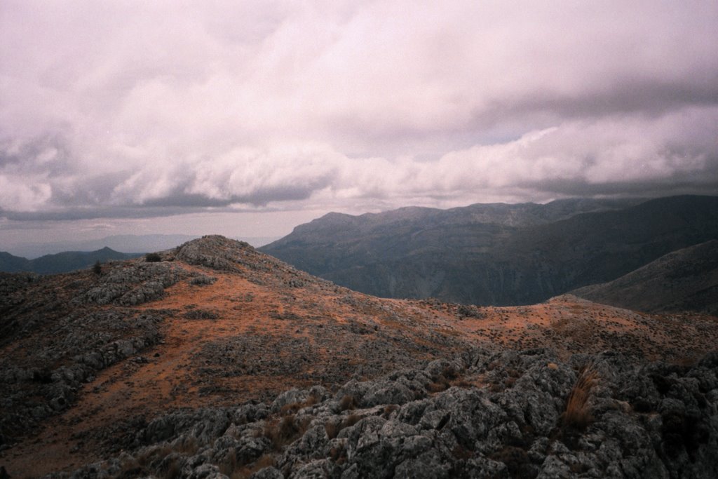 Panorámica desde la cima del Aznaitín (6 de 10) by Eddy Felson