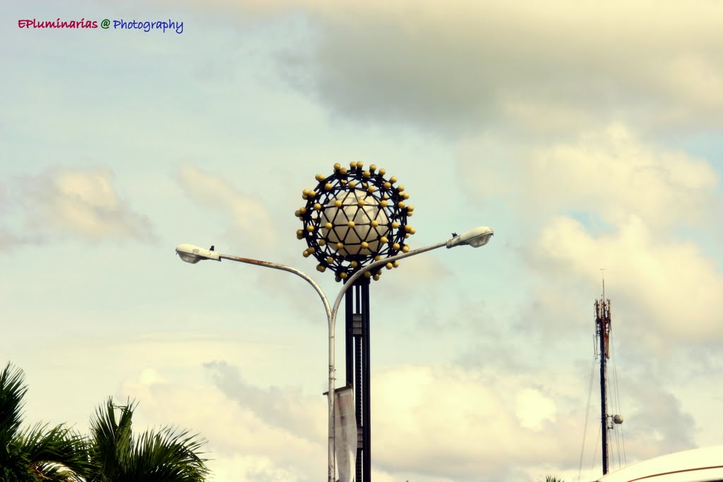 Street Light (Tagb. Pier) by ELMARTH