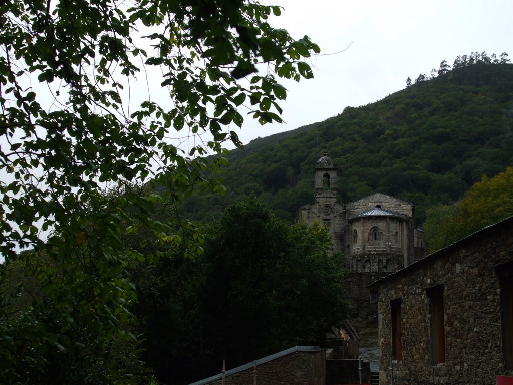 Mosteiro de San Xoán de Caaveiro by Roberto Maceiras