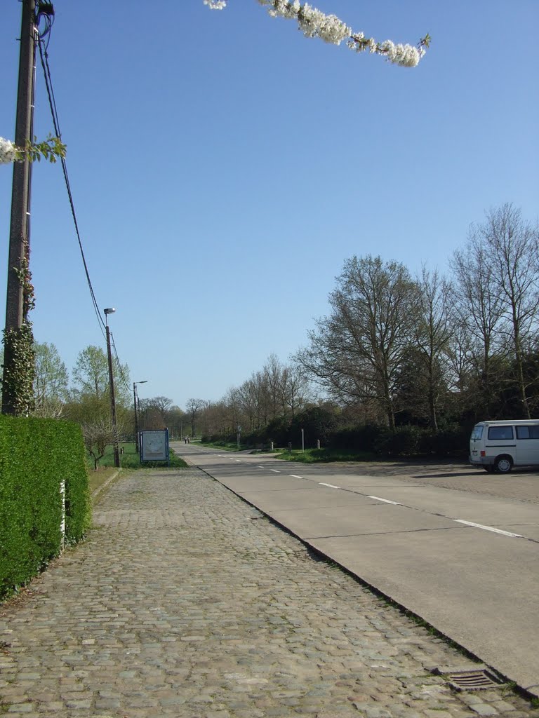 Straat by Googleearthfreak