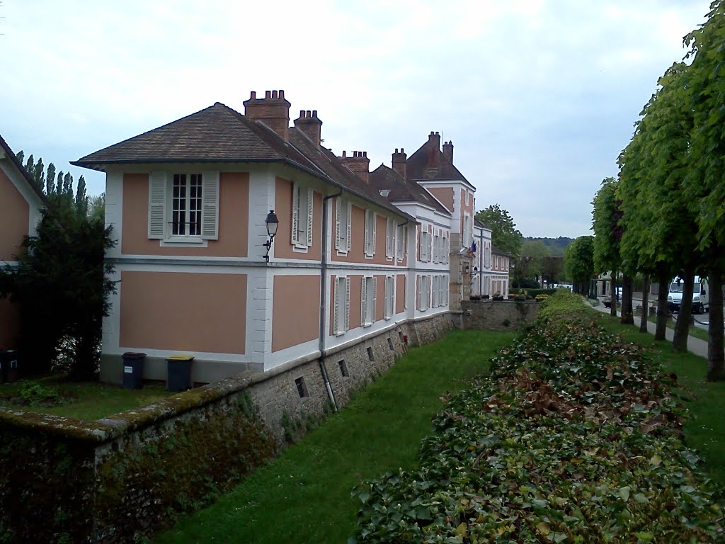 Mairie de Lardy. by michel.ambiehl