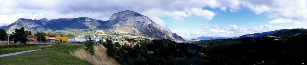 Cerro Mackay, Coyhaique. by pezsaltarinenelfango