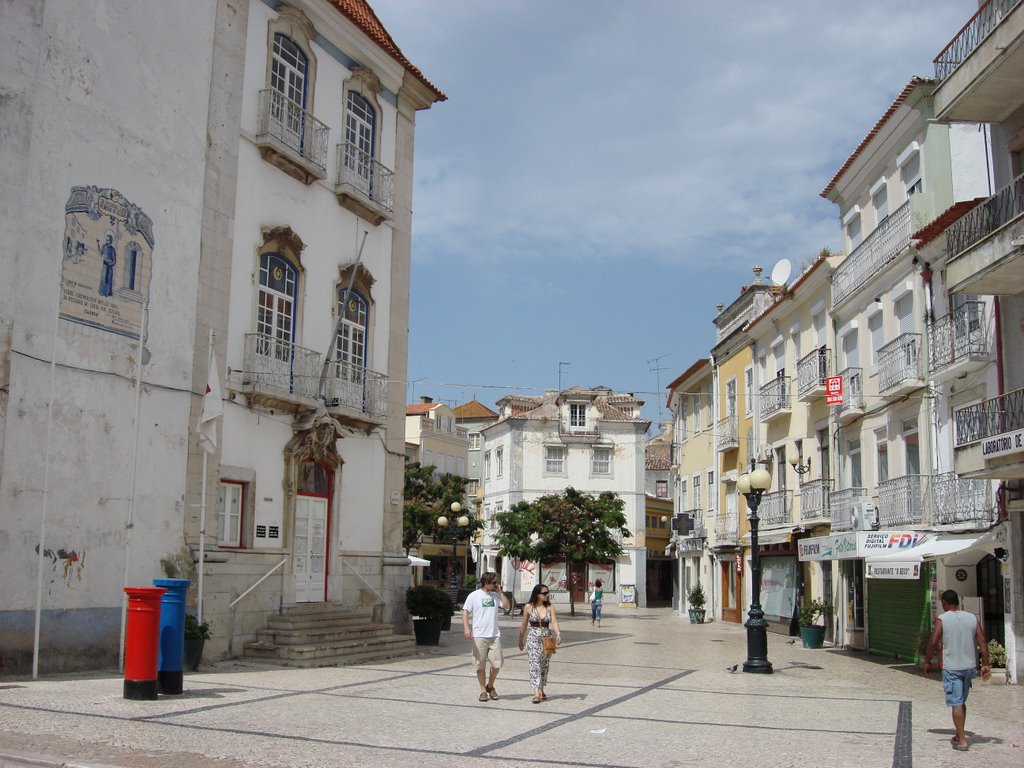 Largo da Misericórdia / Red cross square by litovfc