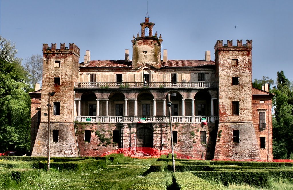 San Giovanni in Croce - Villa Medici del Vascello by roberto rubiliani