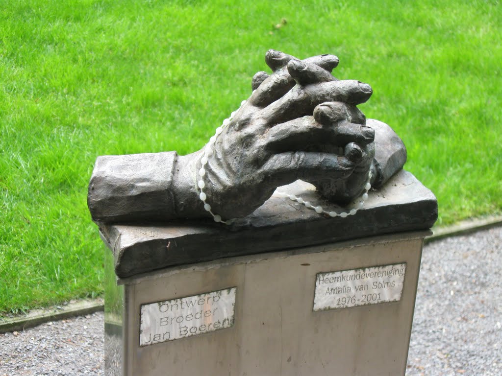 Praying hands made by friar Jan Boeren, Heerle/Hoogstraten, Belgium by Lucien Kivit