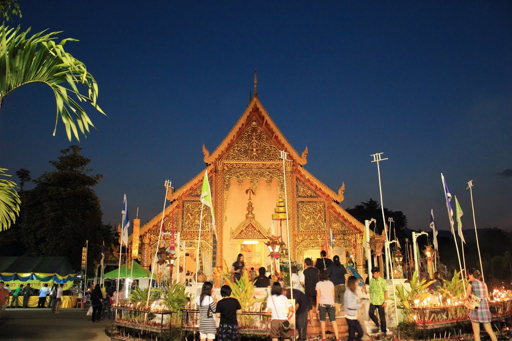 Wat Pra Singha วัดพระสิงห์วรมหาวิหาร by goodsview