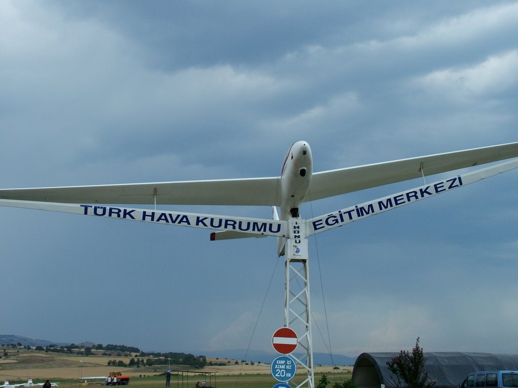 TÜRK HAVA KURUMU İNÖNÜ EĞİTİM MERKEZİ by burakkarub1