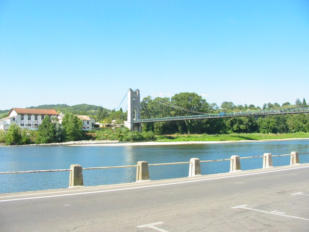 Brücke bei St. Martin d´ Ardèche by Wolfgang Tatzel