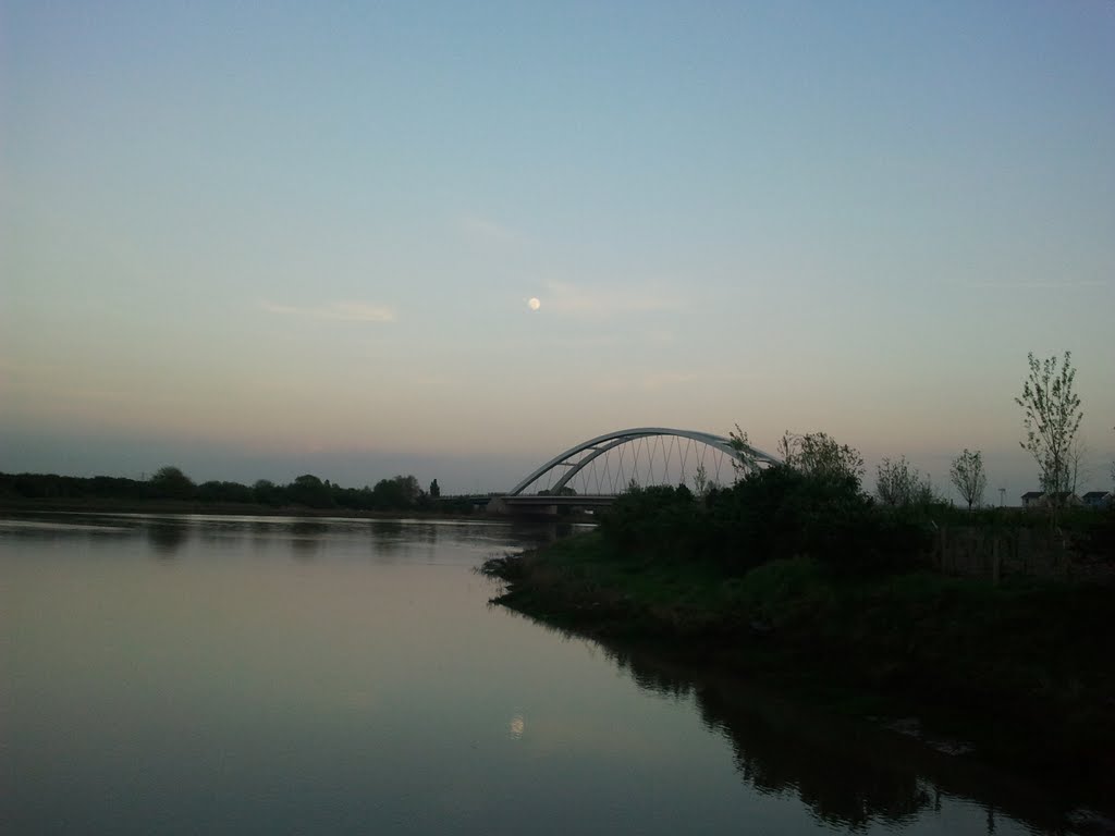 Bridge over usk by russy