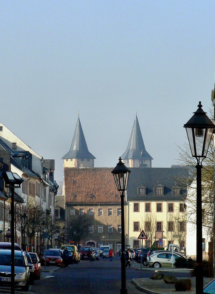 Rochlitz - Blick (Zoom) auf die beiden mächtigen, weithin sichtbaren Schlosstürme by Thomas Eichler