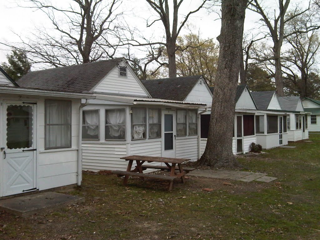 Cottages by Danny Smith Jr