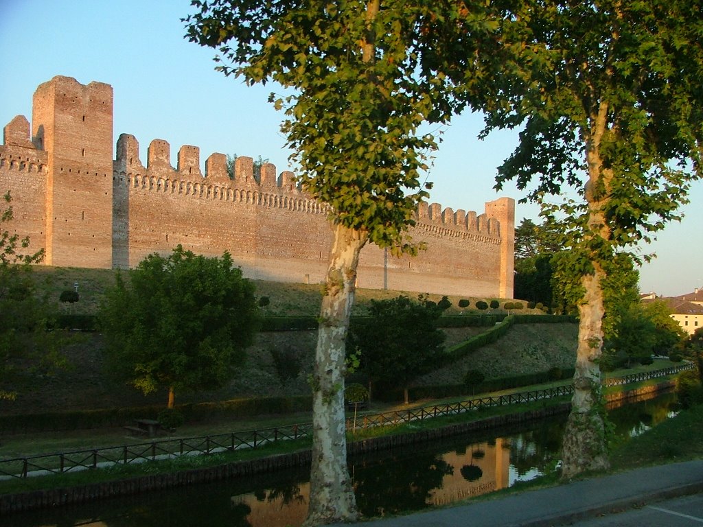 Cittadella_Wall_26.07.2007 by Oskar868