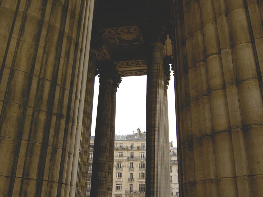 Panthéon Paris by Dirk Laureyssens