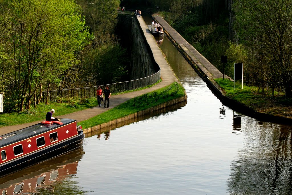 Thomas Telfords Chirk Aquaduct by Nick.luxemburg