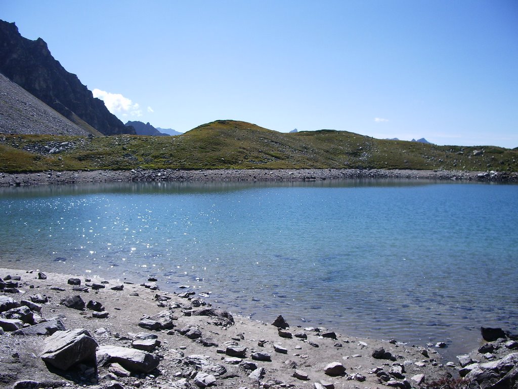 Petit lac de montagne 2 by eyes wide open