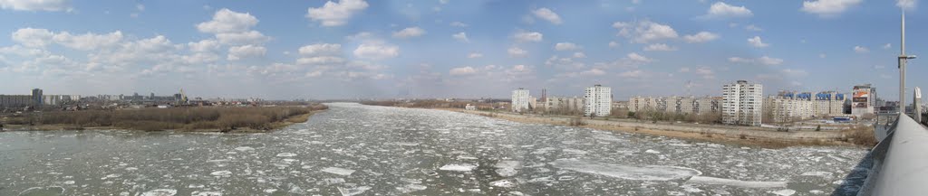 Вид ледохода с метромоста. Ice drifting. by Irina Omsk