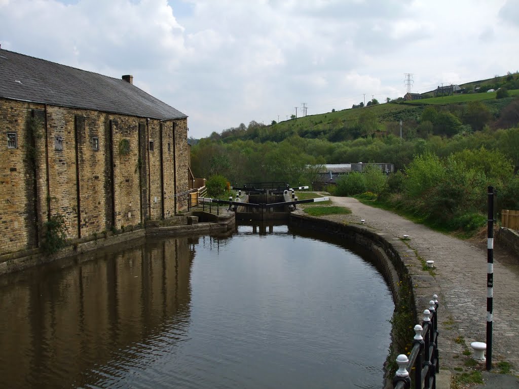 Lock Number 2 from Wharfe Street, Sowerby Bridge by rustyruth