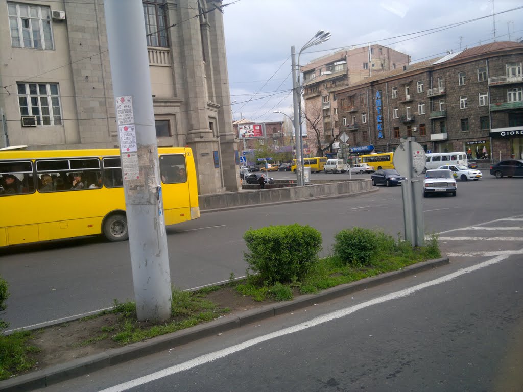 Abovyan-Koryun street by PhotoBoy