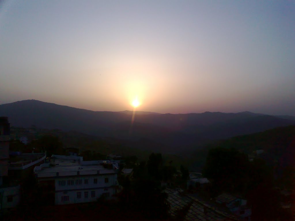 Sunset at Almora by suchitaxaxa