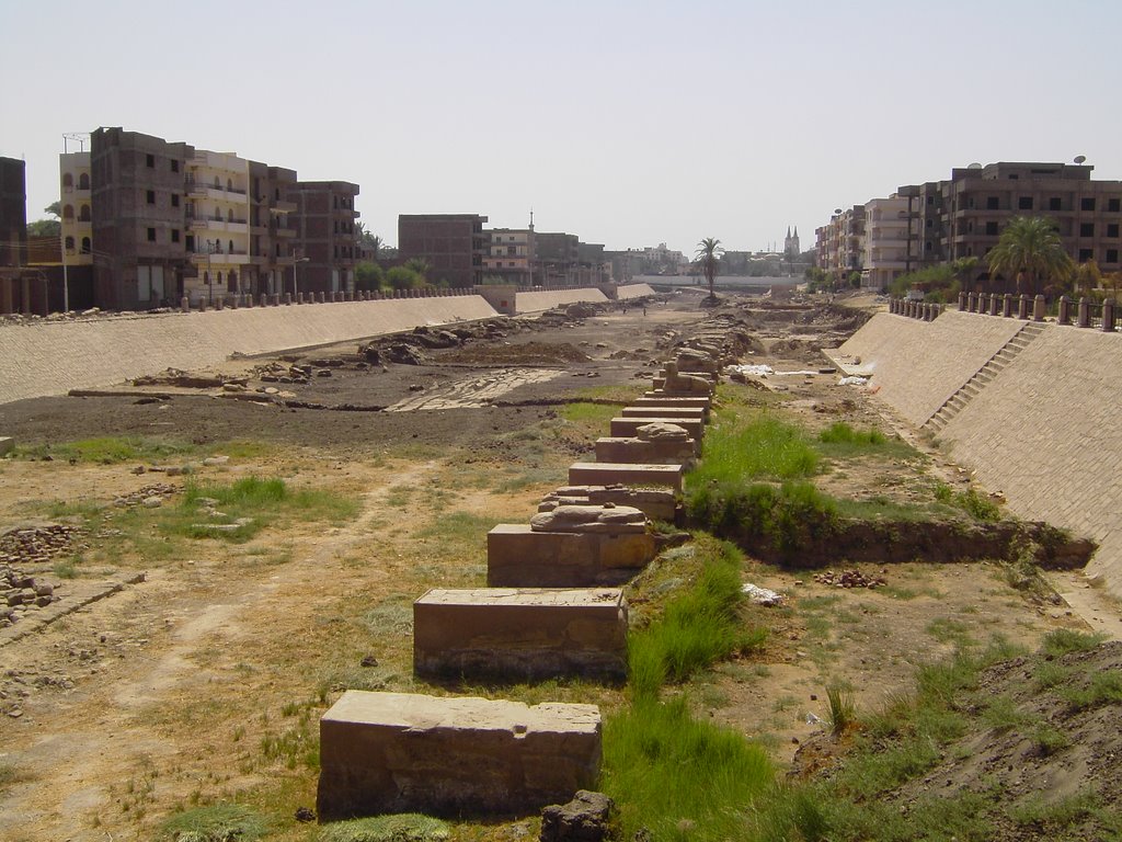 Sphinx street by GernotM