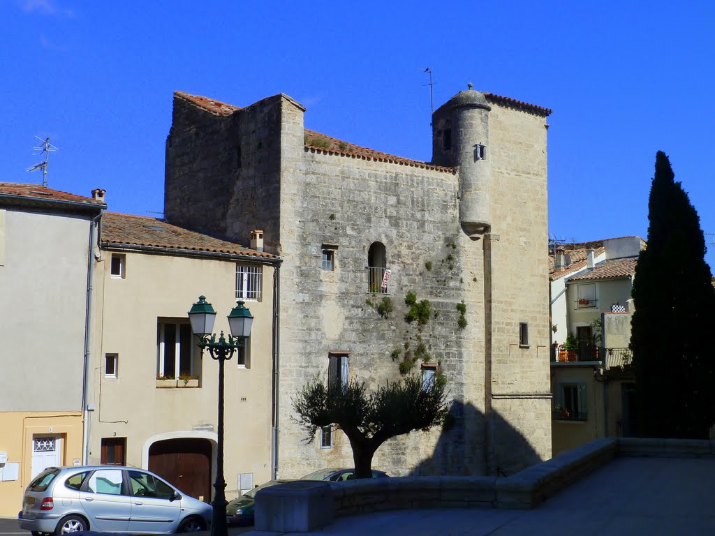 Pignan, autour de la Mairie by jc.d