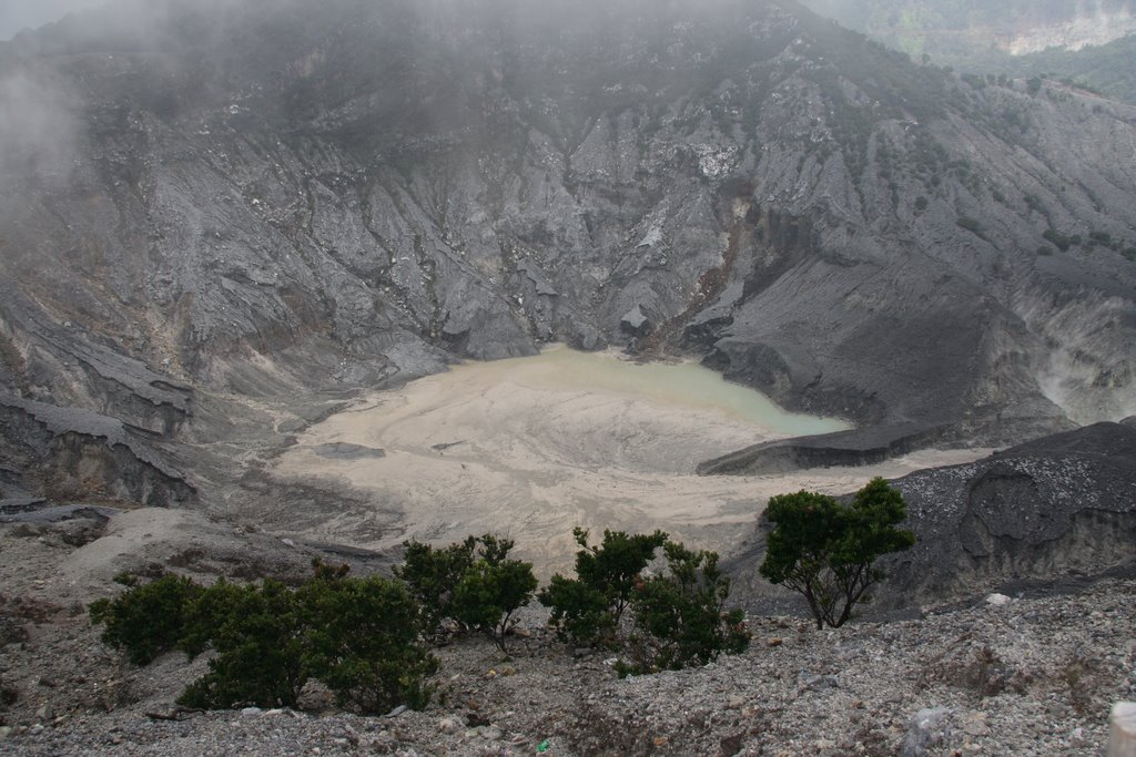 Indonesia Bandung Volcano by Bon Yuen