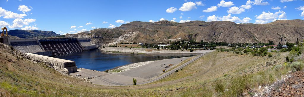 Grand Coulee Dam Panorama by DWill64