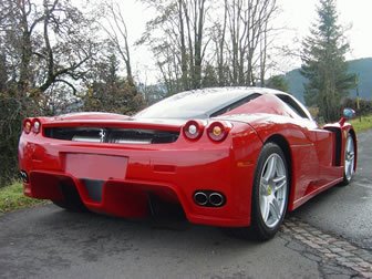 Ferari by tomo@