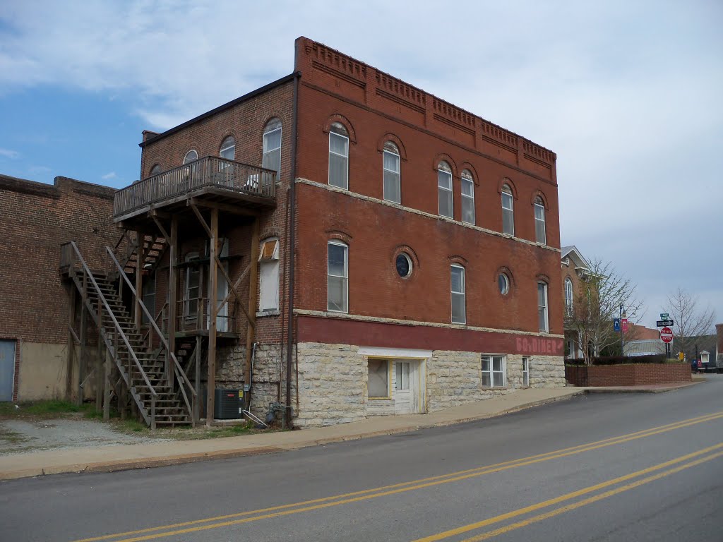 Side of Building just off of townsquare by sincrocci