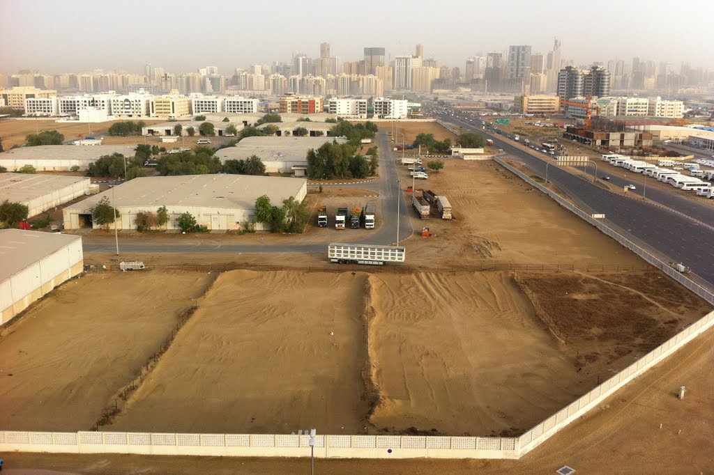 2011 Dubai Cattle Market مقصب دبي by Abu Aqeel