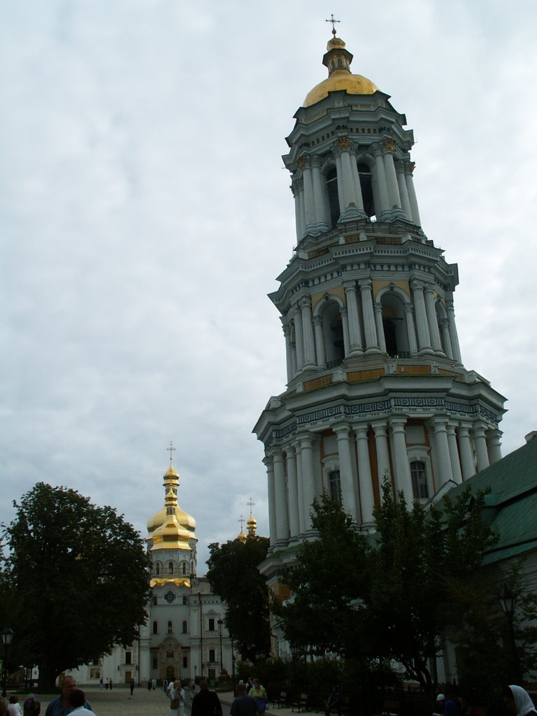 Kiev-Perchersk Lavra by Dana Jensen