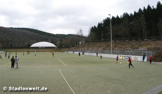 Nebenplatz Leimbachstadion Siegen by @l3x@nd3r