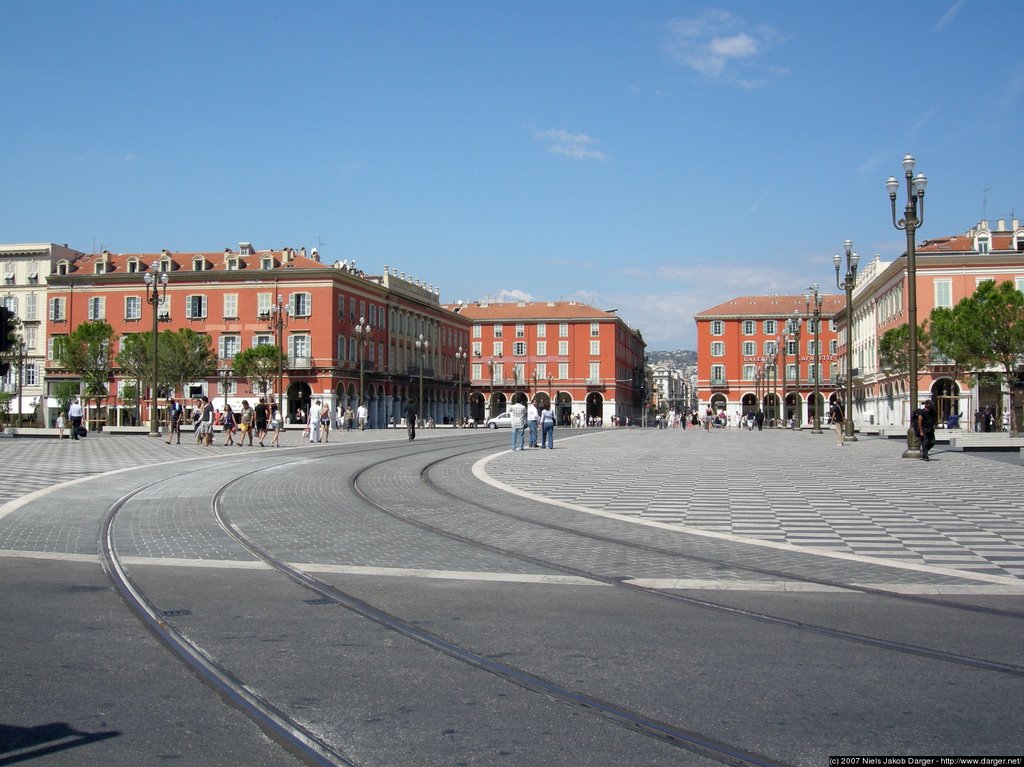 2007-09-01 Nice, Place Massena by Jakob Darger