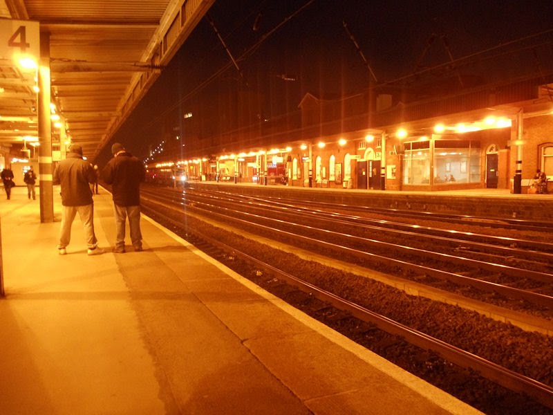 Doncaster station by symonp