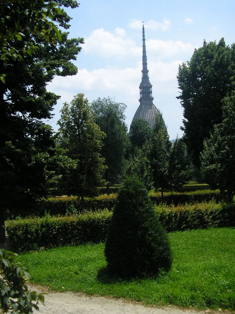 Torino,Giardini Reali, Molle Antonelliana.nam by nelson_arellano_muno…