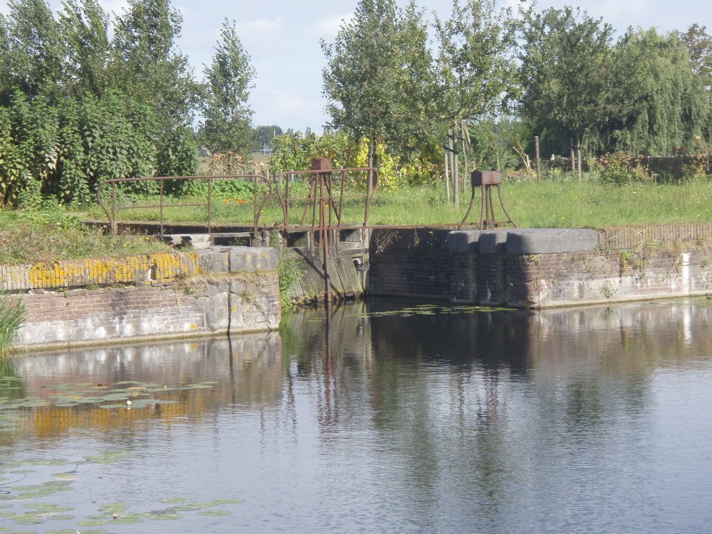 Sluis Rijsenhout, Nederland by tdg