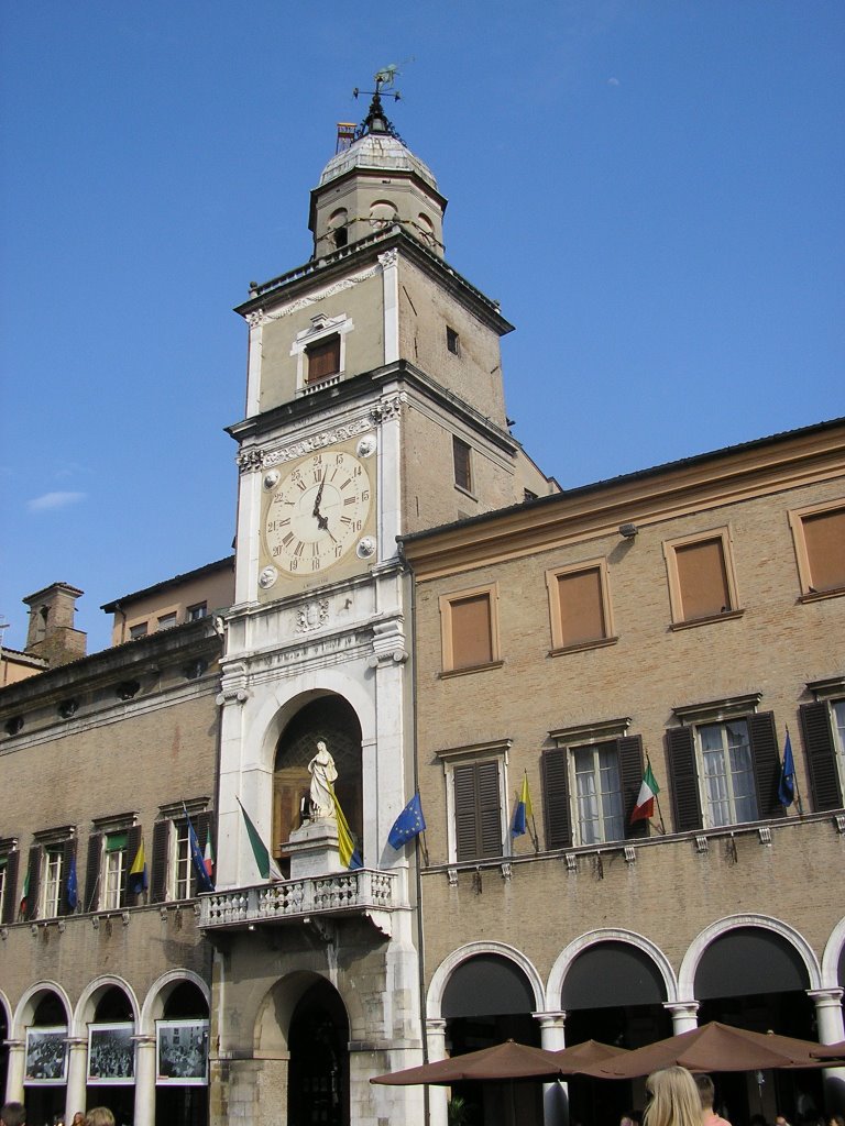 Palazzo comunale del Sindaco by StepModena